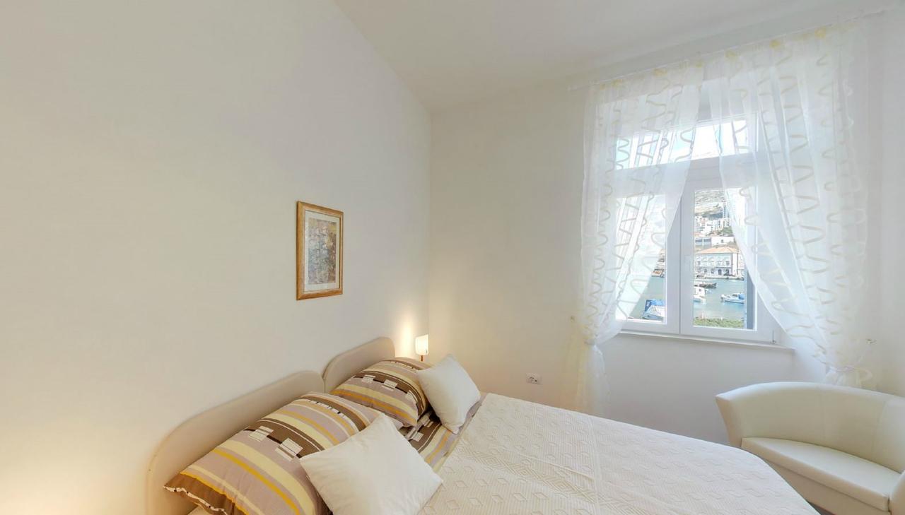 Apartment Mihe ดูบรอฟนิก ภายนอก รูปภาพ