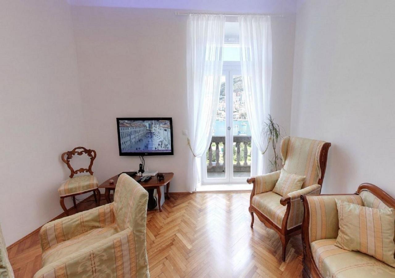 Apartment Mihe ดูบรอฟนิก ภายนอก รูปภาพ
